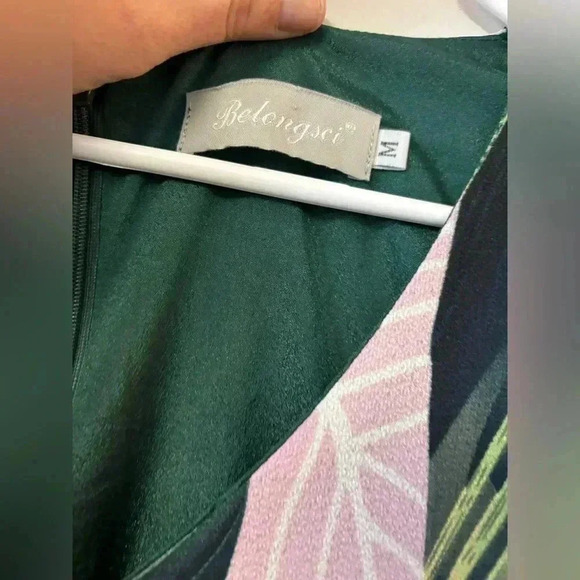 Belongsci Floral Bell Sleeve V Neck Shirt Dress - M - Picture 9 of 12